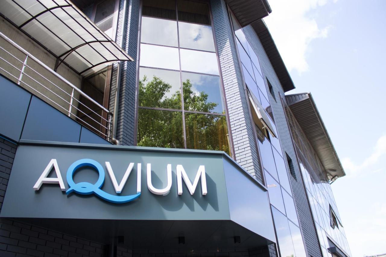 Aqvium Hotel Днепър Екстериор снимка