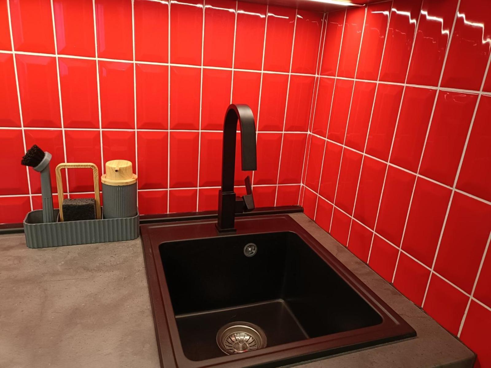 Aqvium Hotel Днепър Екстериор снимка